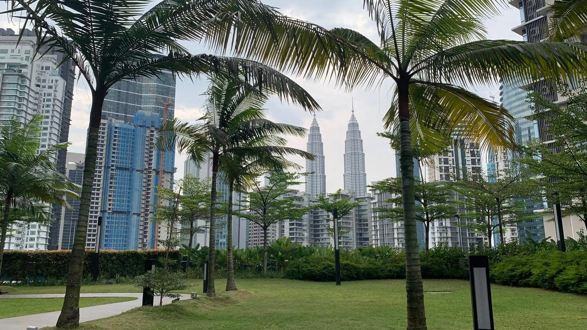 Eaton Residence At Klcc By Arman Kuala Lumpur Malaisie